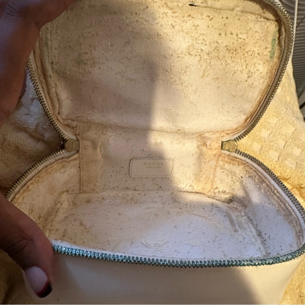 Authentic Gucci Small Vanity - image 3